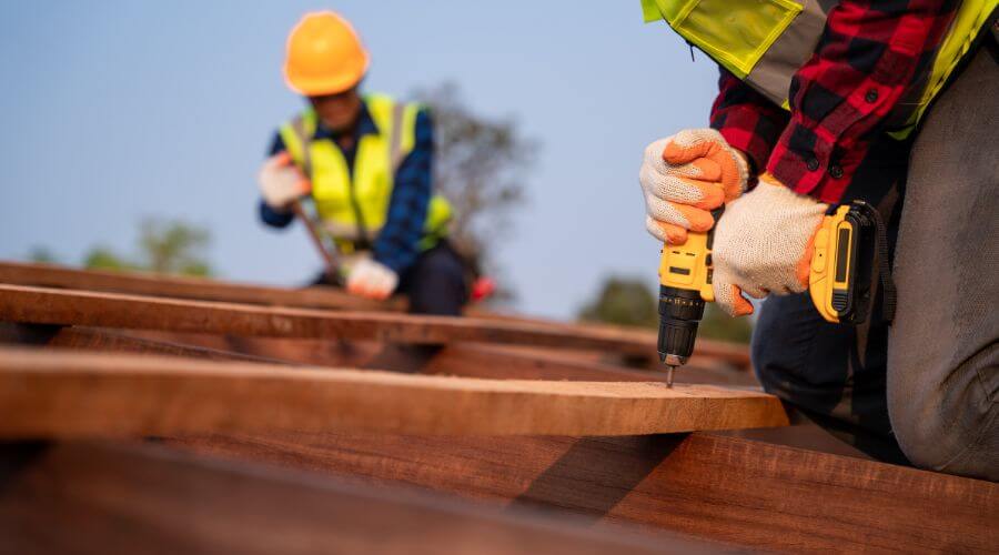 Professional residential roofers in Horse Shoe, NC